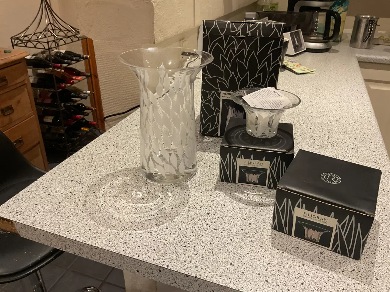 Billede 2 - Filigran lysestager og vase