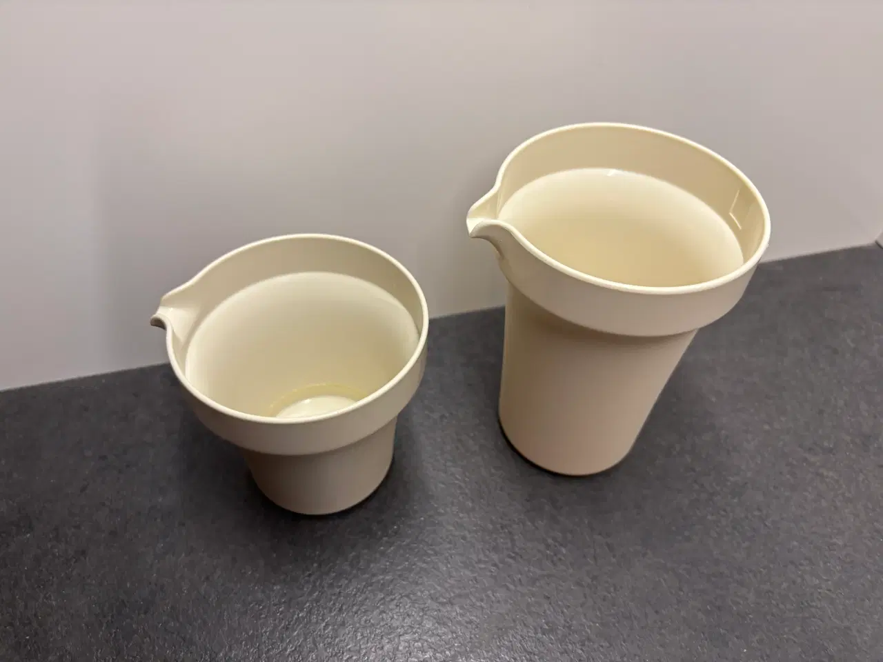 Billede 2 - Tupperware kander