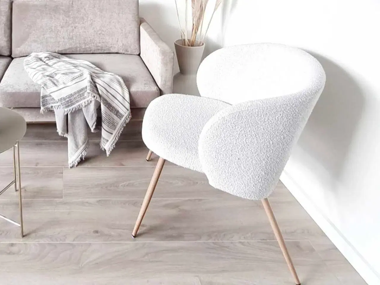 Billede 1 - Stylingmøbel fra indretning af projektbolig