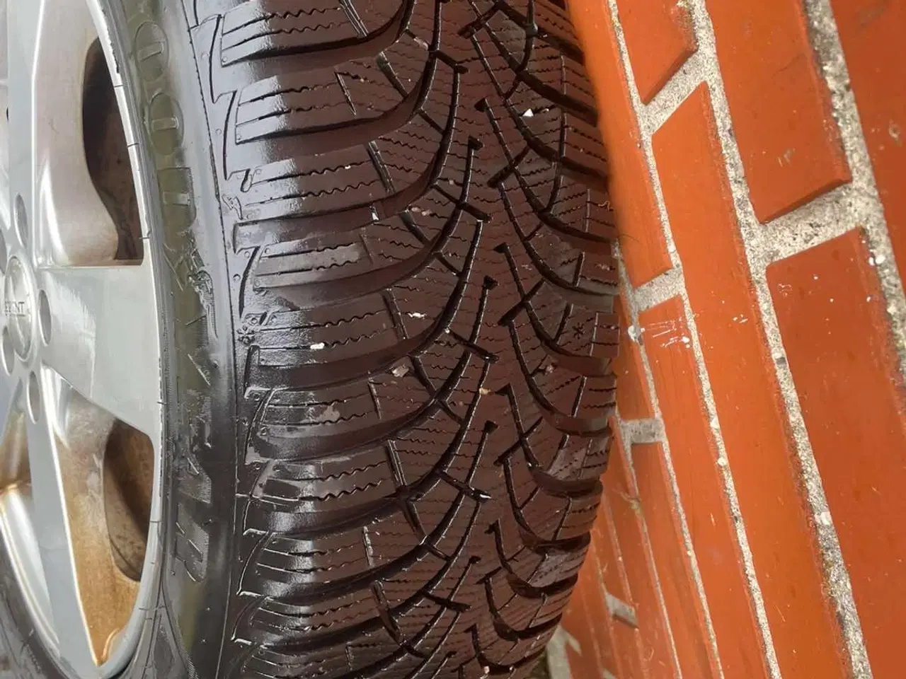 Billede 4 - 16” Peugeot/Citroën aluhjul med vinterdæk og TPMS