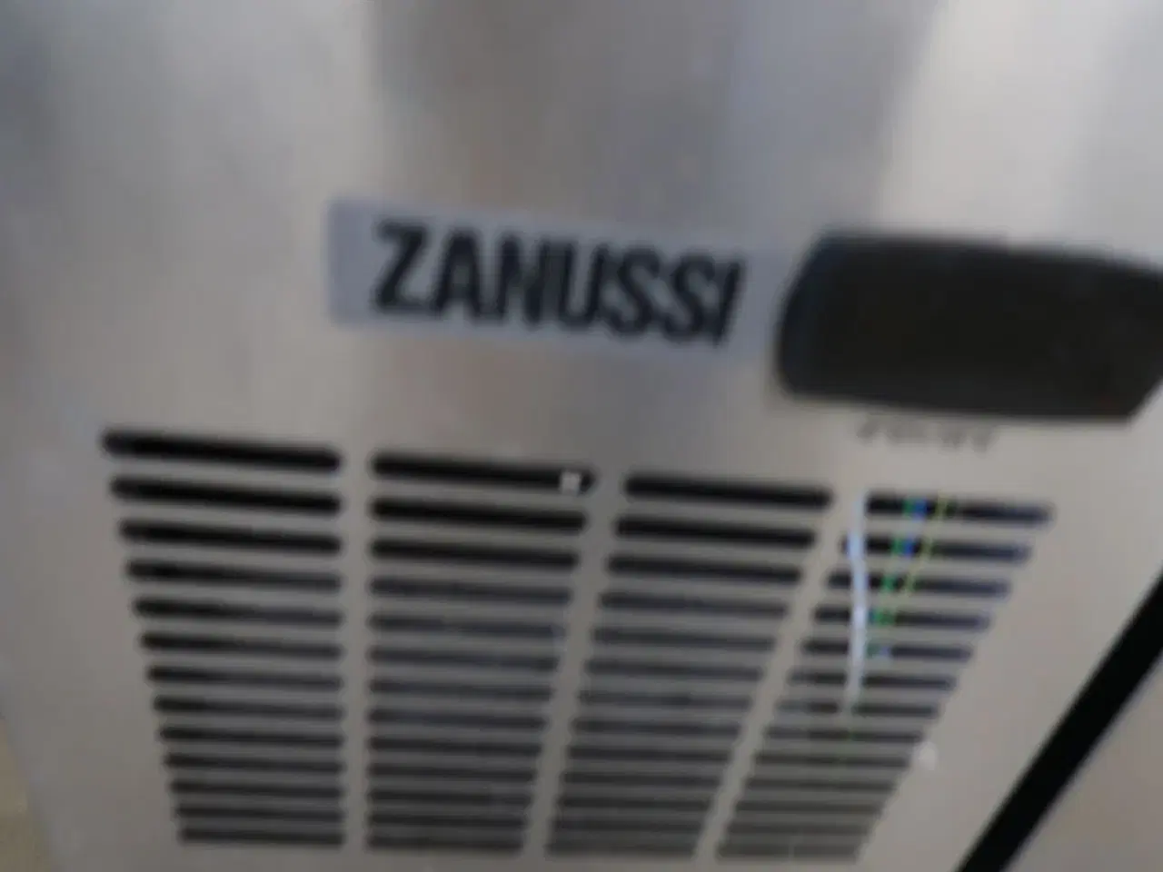 Billede 2 - Professionelt køleskab med fire skuffer og en bordplade i rustfrit stål ZANUSSI