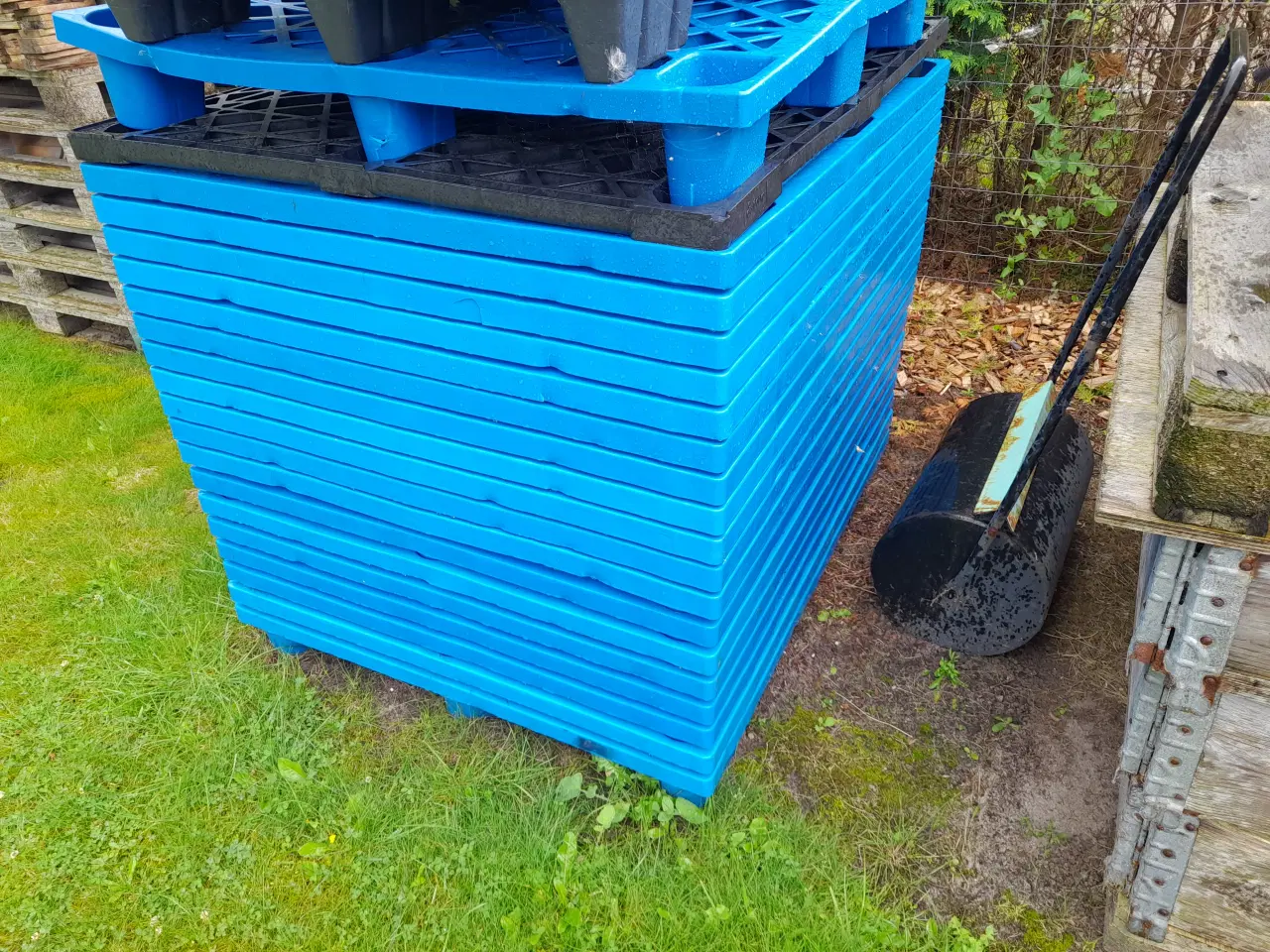 Billede 1 - Plasticpaller blå.
