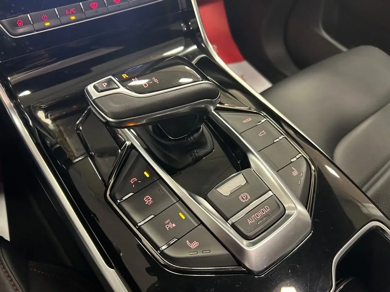 Billede 15 - Maxus Euniq6 70 