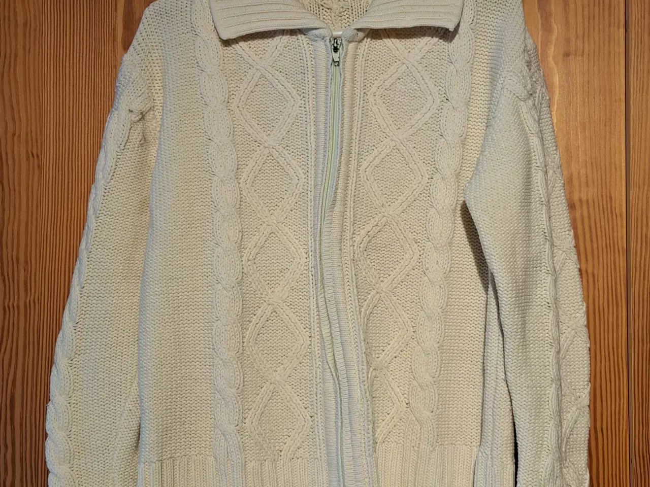 Billede 1 - Cardigan fra C&A i rigtig fin stand