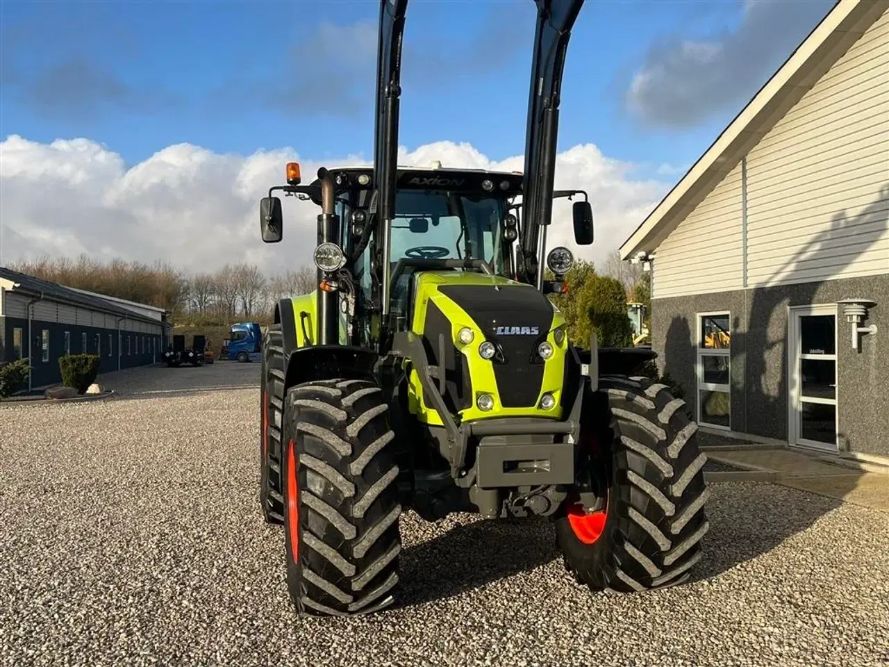 Billede 18 - CLAAS AXION 830 CMATIC Med frontlæsser