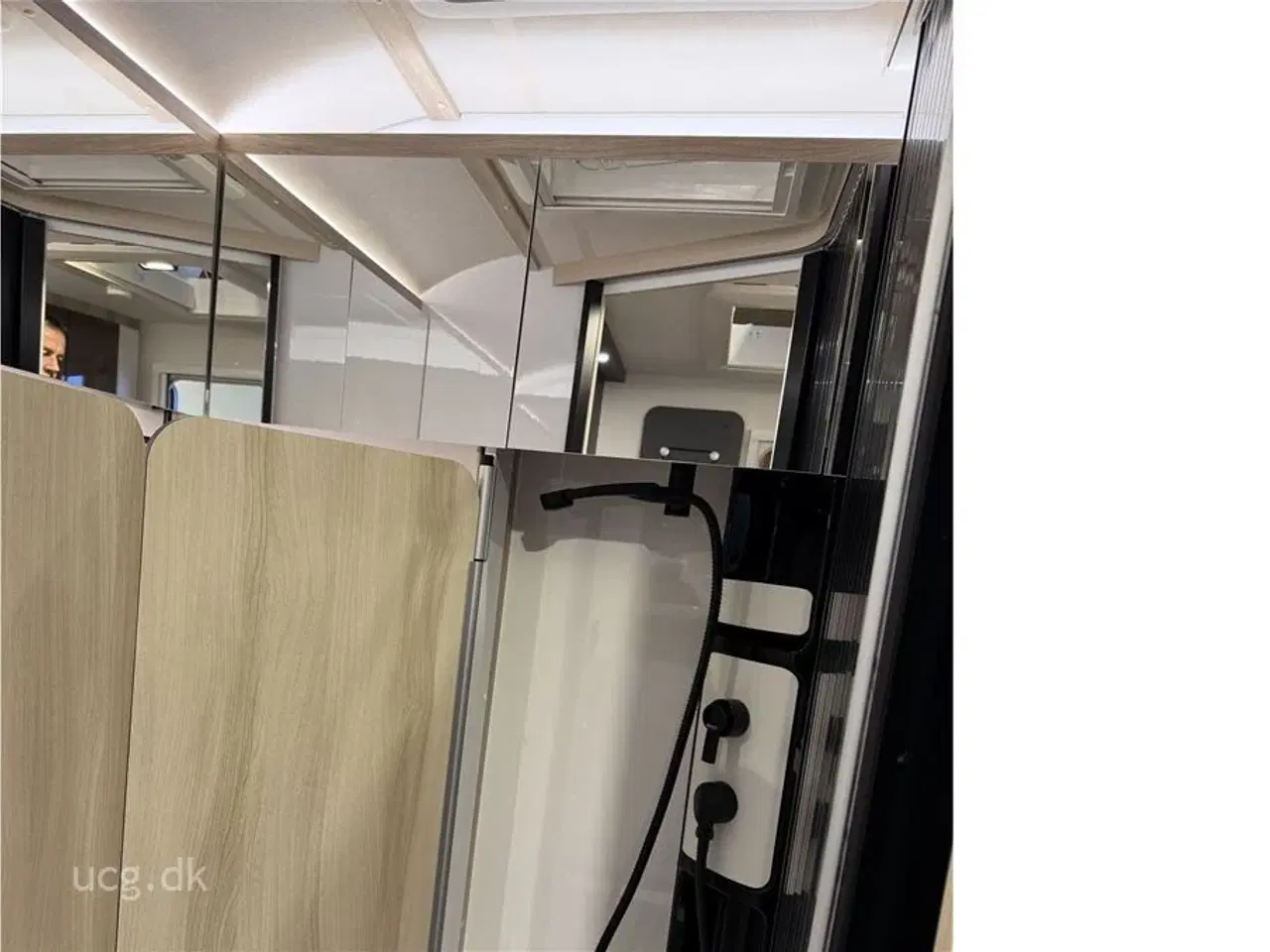 Billede 12 - 2026 - Hobby De Luxe 460 SL   Prisen er inkl. klargøring, gastest, fugttest, syn og nummerplade.