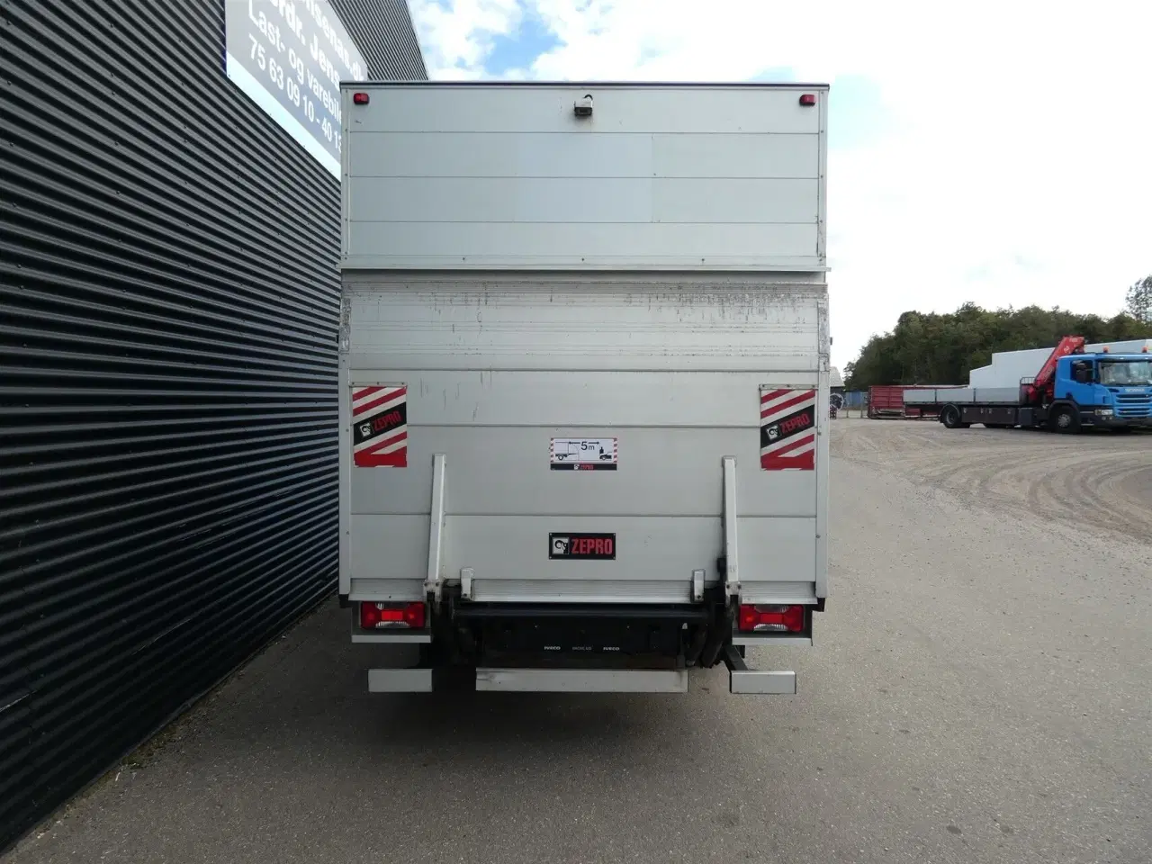 Billede 6 - Iveco Daily 35S16 4100mm 2,3 D m/Alukasse med lift Hi-Matic 156HK Ladv./Chas. 8g Aut.