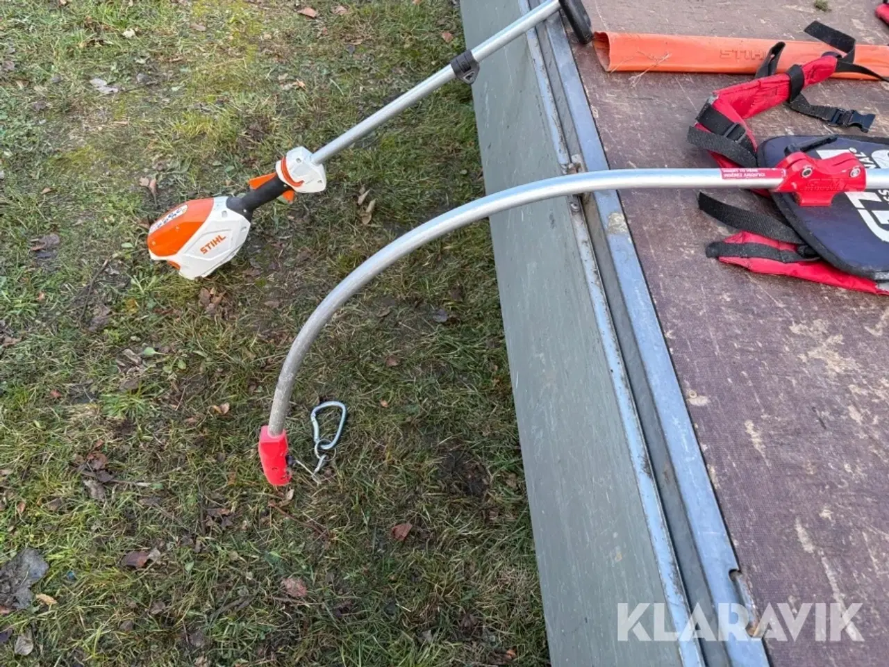 Billede 11 - Hækkeklipper Stihl HLA 66 med rygbøjle