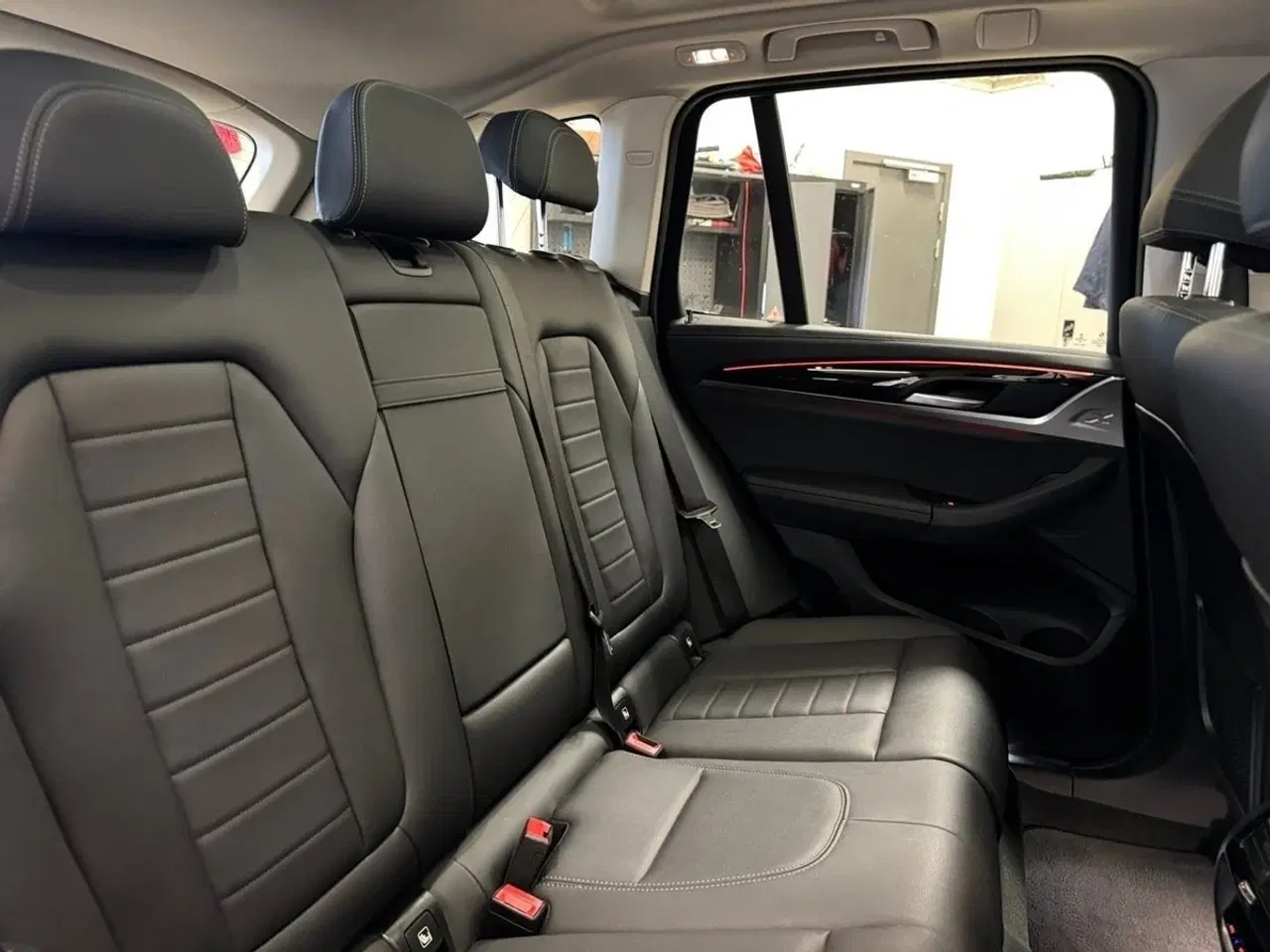 Billede 8 - BMW iX3 Charged