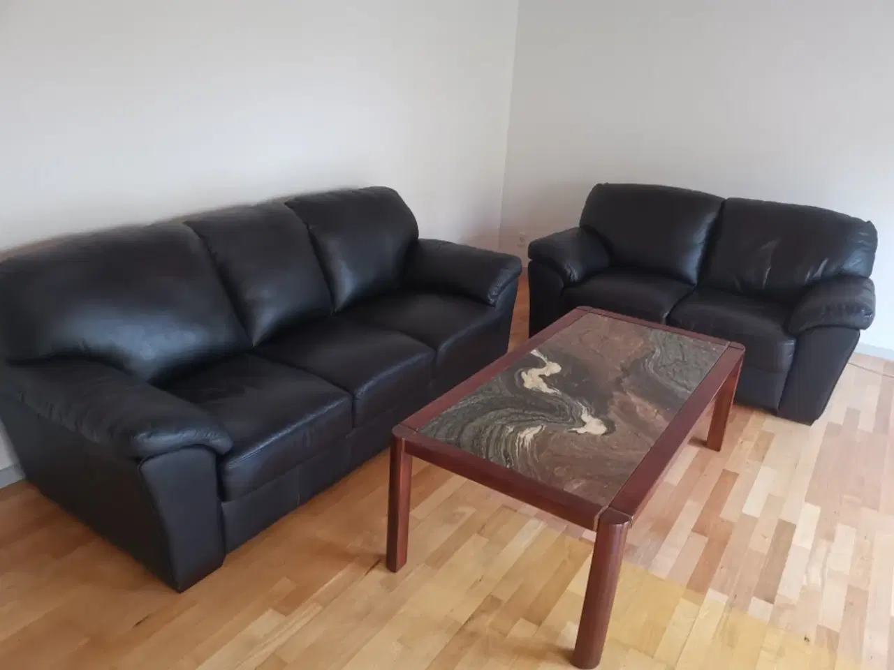 Billede 1 - Sofa sæt med sofabord