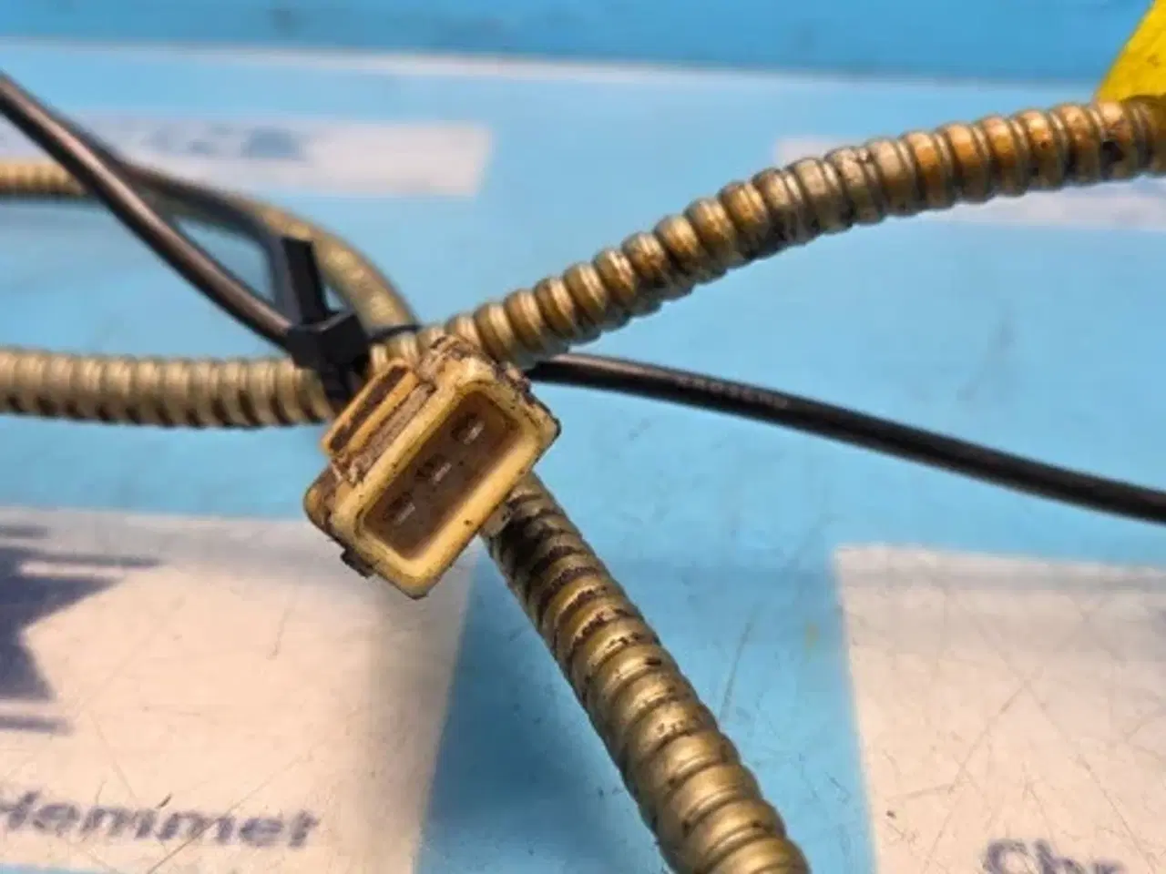 Billede 4 - Massey Ferguson 3060 Sensor Pin 3382356M2