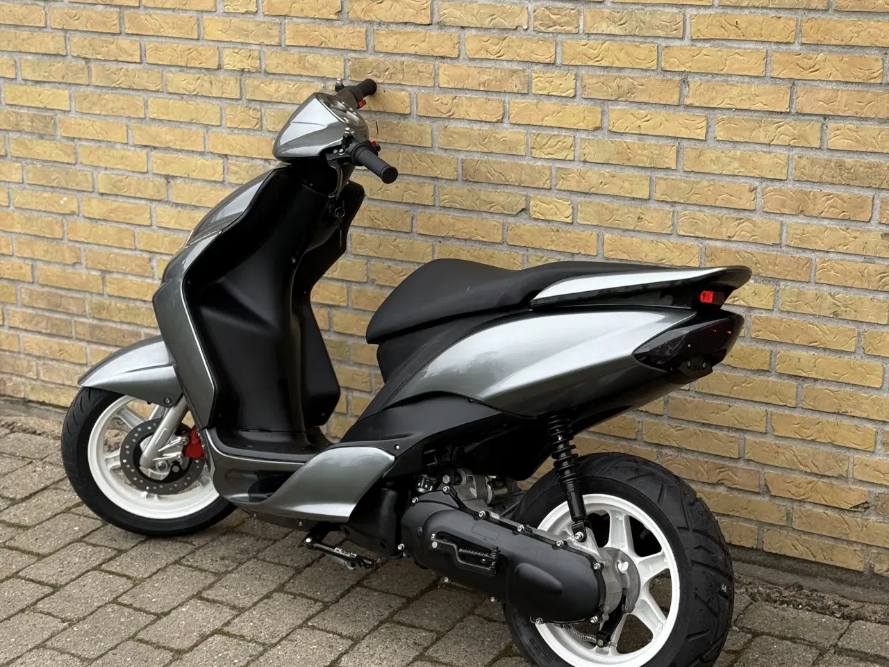 Billede 6 - YAMAHA JOG R 2003