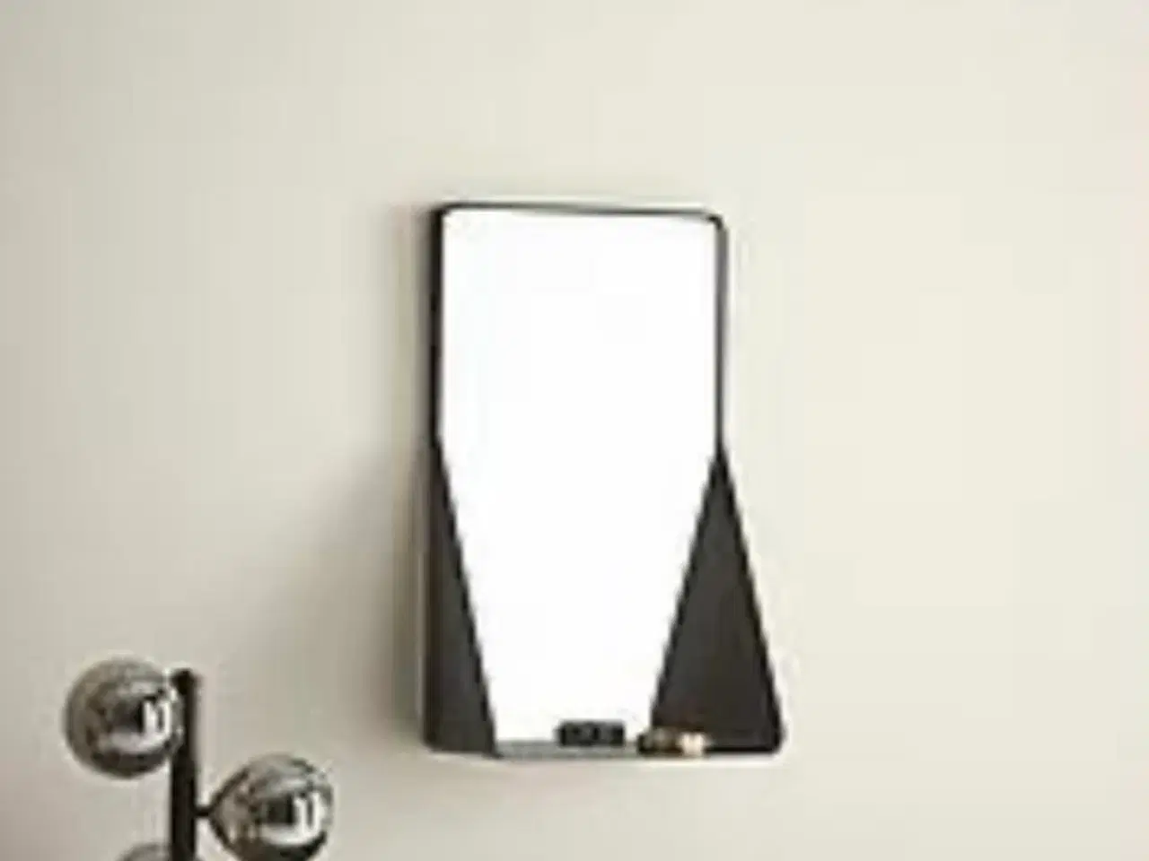 Billede 2 - Spejl med hylde