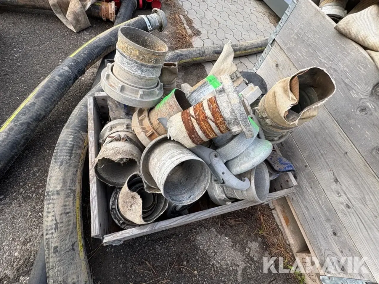 Billede 4 - Assorterede slanger og koblinger - 6,5 paller