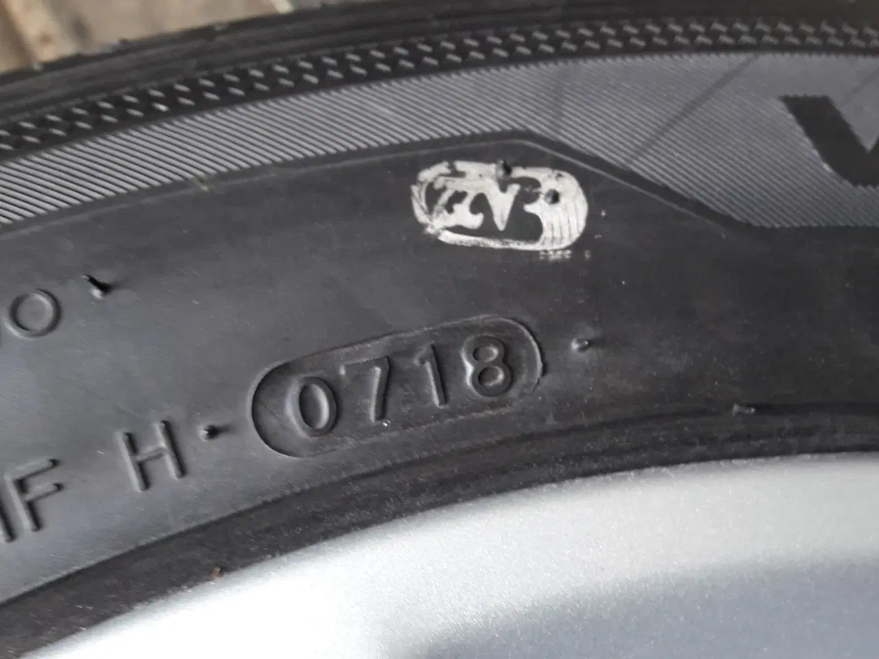 Billede 13 - BMW org. 17" fælge med dæk 