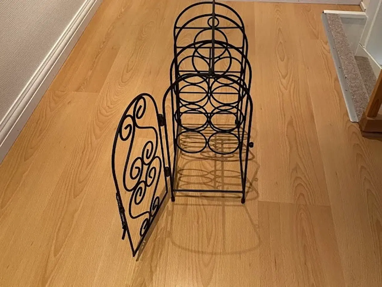 Billede 2 - Vinreol til 6 flasker