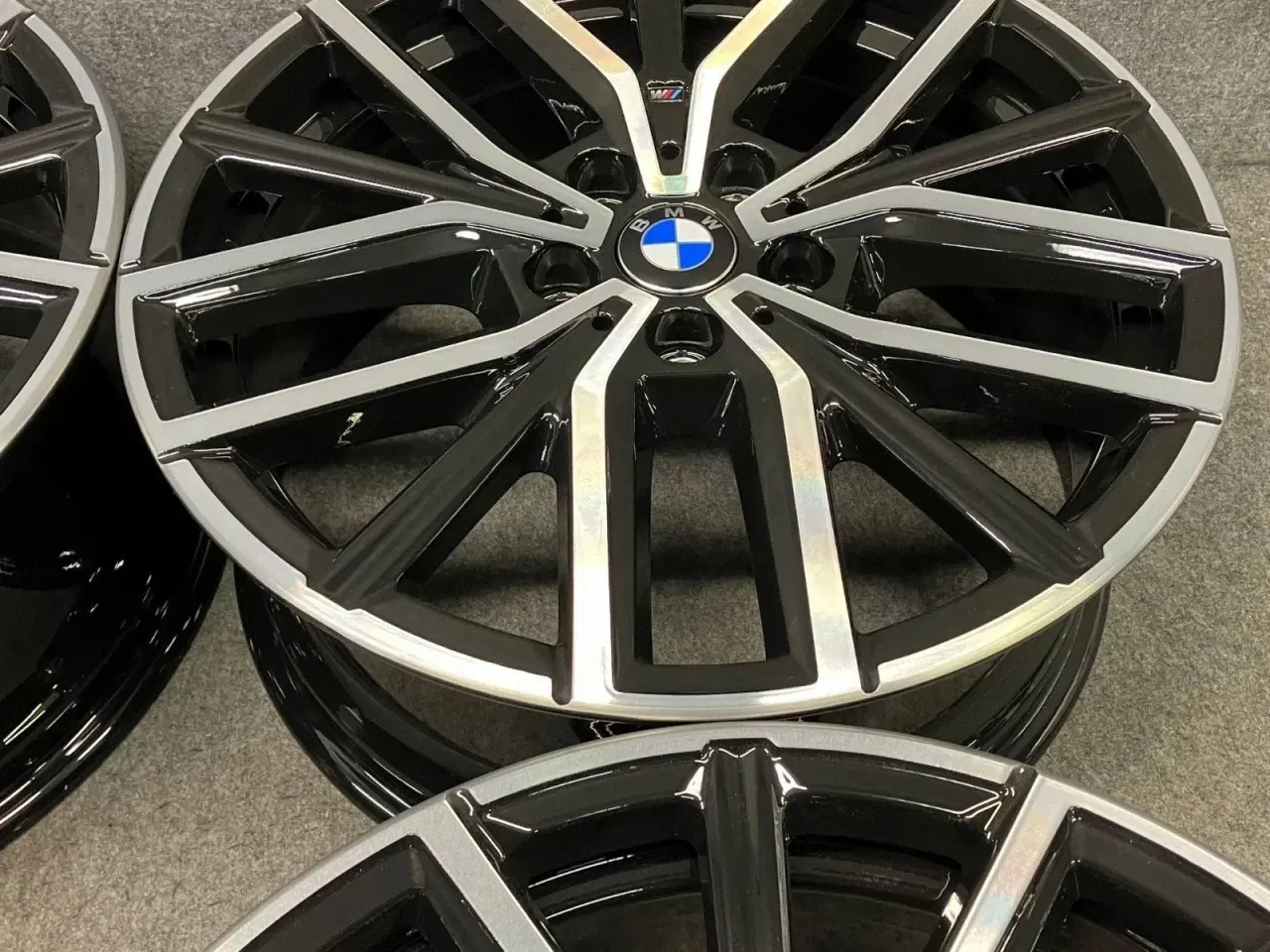 Billede 3 - ALUFÆLGE BMW X1 U11 X2 U12 869i 20"