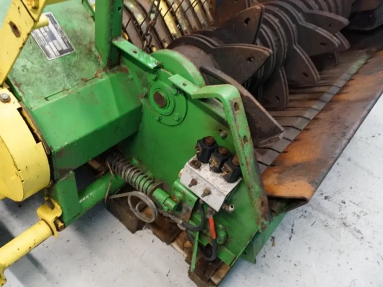 Billede 10 - John Deere 590 2m Pickup Precutter