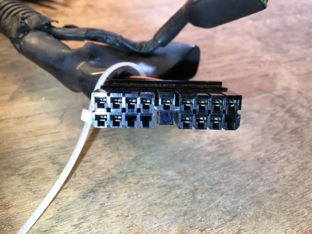 Billede 6 - Suzuki GSX 750es ledningsnet