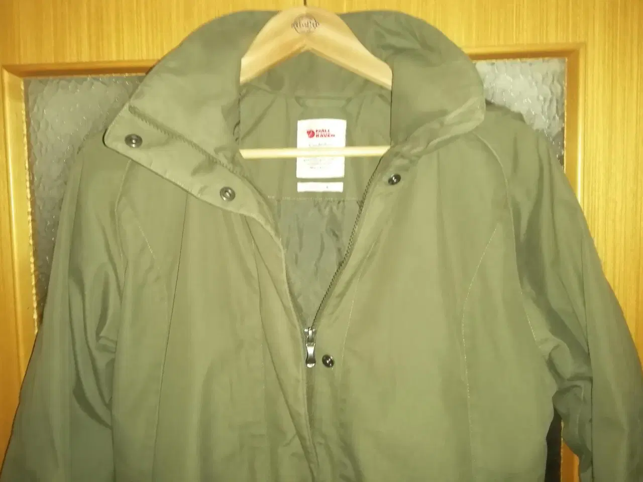 Billede 1 - FJÄLLRÄVEN PARKA, STR. S, VIND/VANDTÆT, VELHOLDT