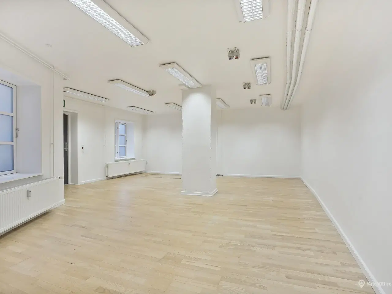 Billede 8 - Flot lejemål på Torvet/Korsgade i centrum – butik, restaurant, bank etc.