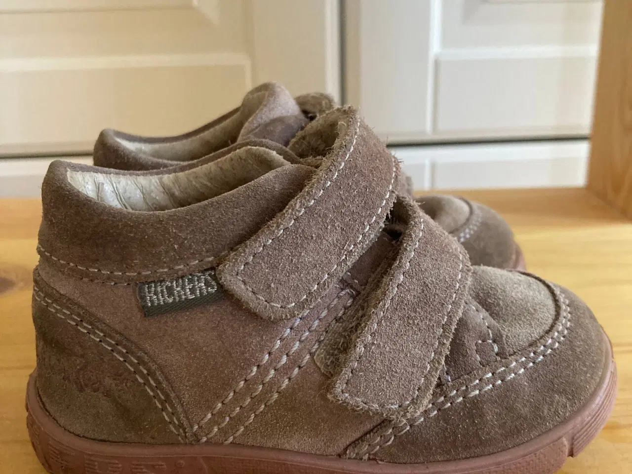 Billede 1 - Babysko Kickers læder sneakers