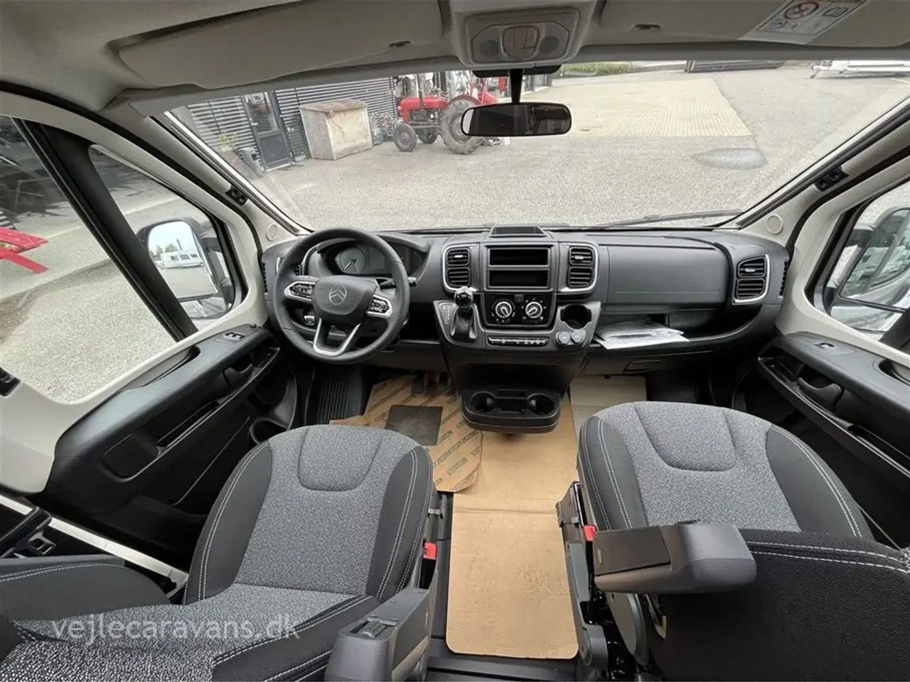 Billede 9 - 2025 - Carado V337 PRO+