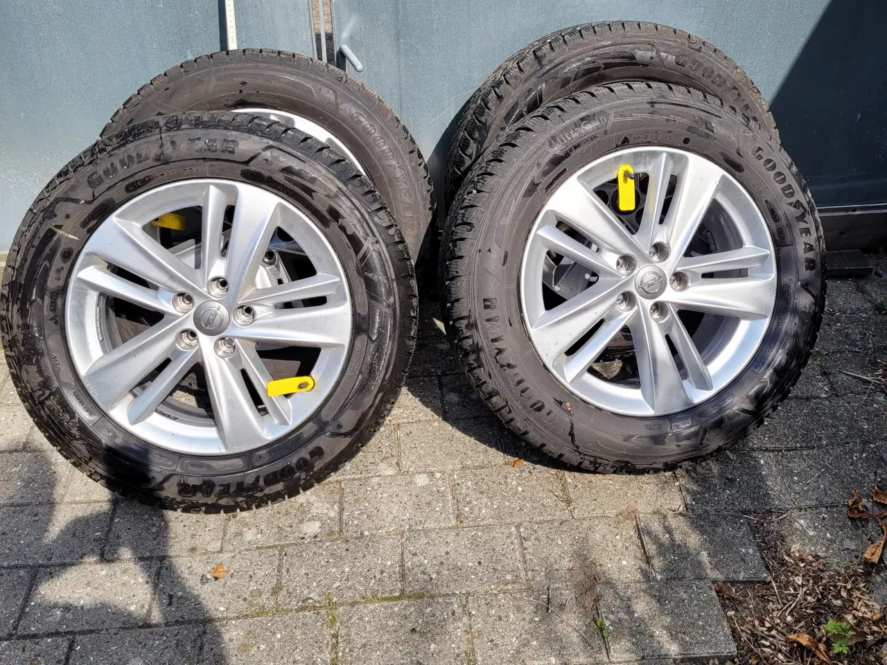 Billede 1 - Opel Grandland X  Hybrid Vinterdæk-Alufælge 17"