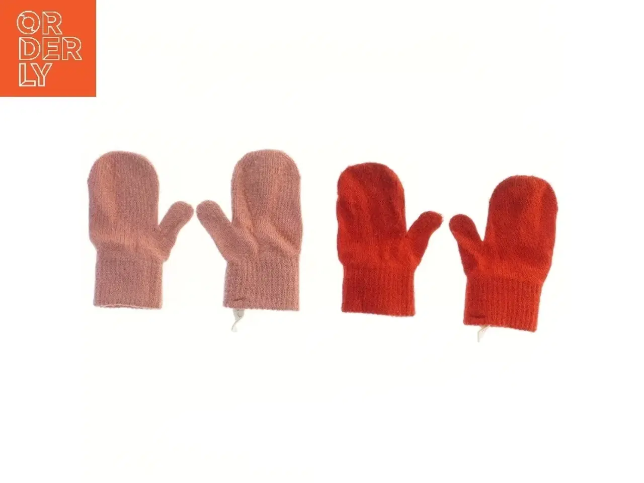 Billede 1 - To par strikkede vanter (str. 2 stk 14 cm)