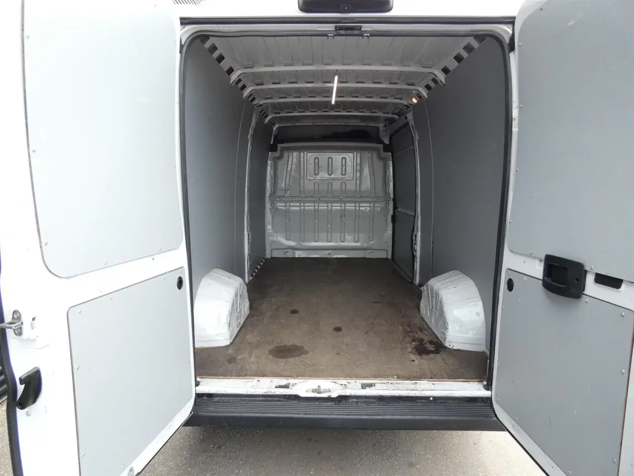 Billede 9 - Fiat Ducato 35 L3H2 2,2 MJT Professional Plus 140HK Van 6g