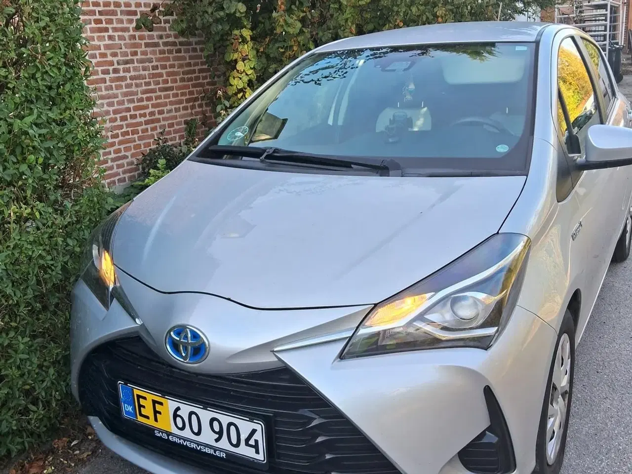 Billede 2 - Toyota Yaris 1,5 Hybrid H2 e-CVT Van