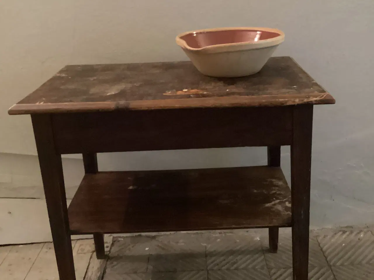 Billede 2 -  Vintage  bord med hylde