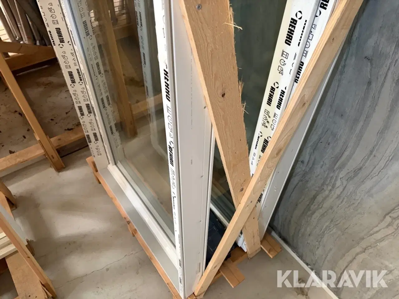 Billede 3 - Vinduer - 2 styk - plast