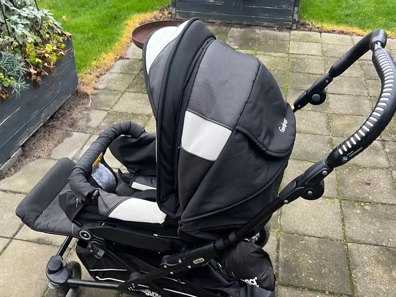 Billede 2 - Emmaljunga klapvogn stor