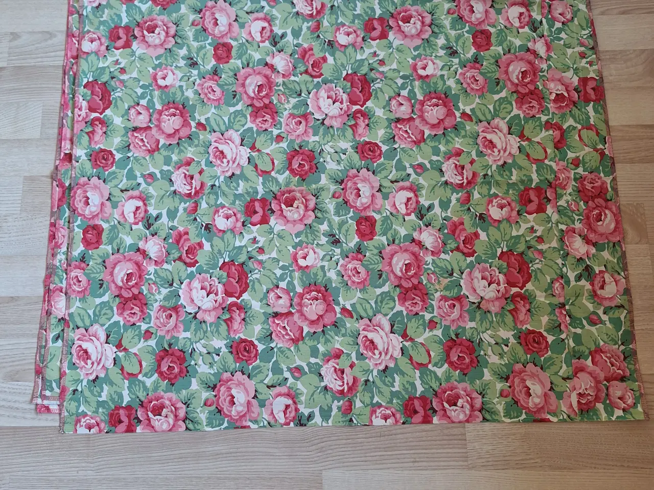 Billede 1 - dug til cafebord