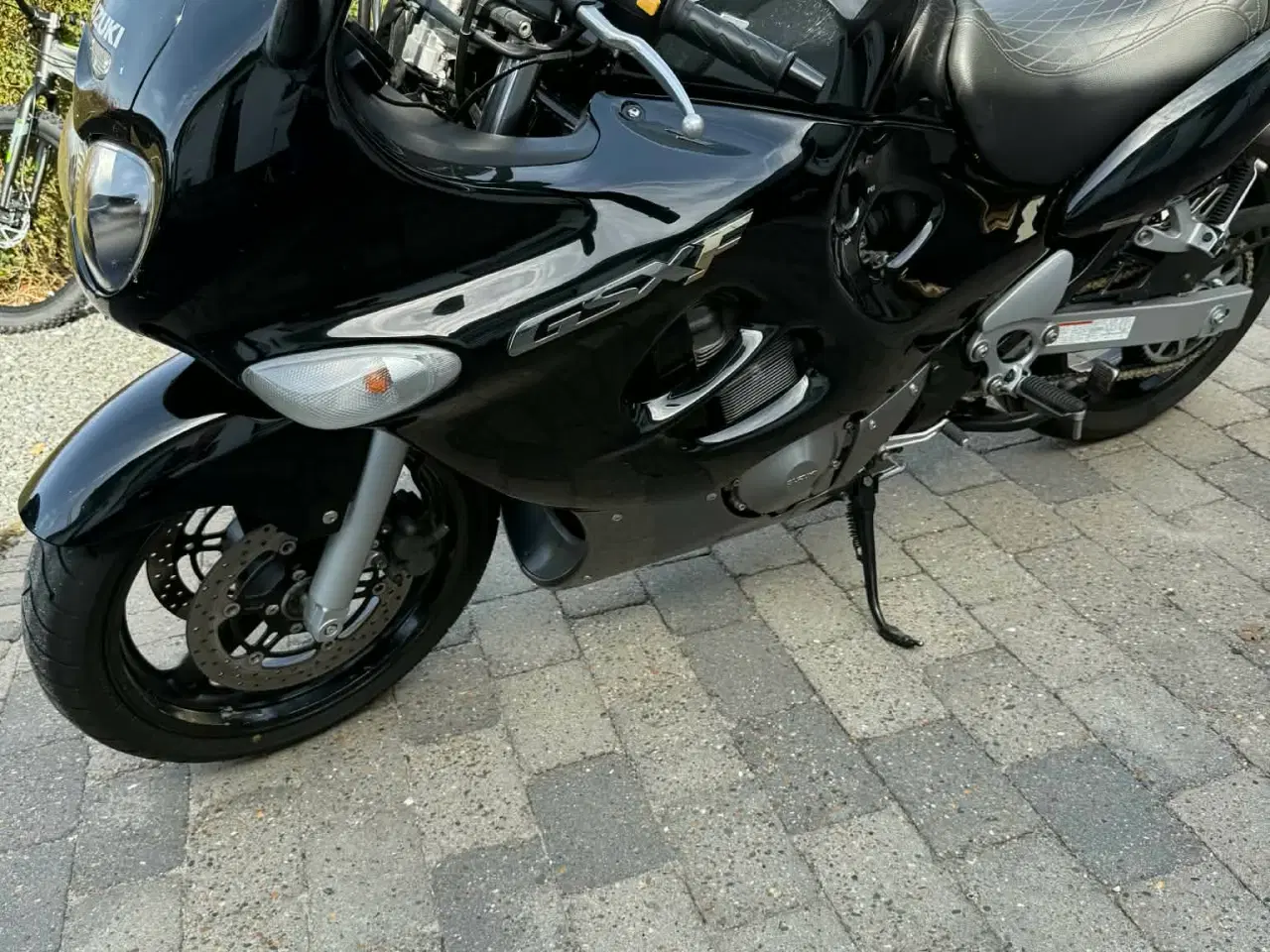 Billede 3 - Flot mc sælges gsx 750 f