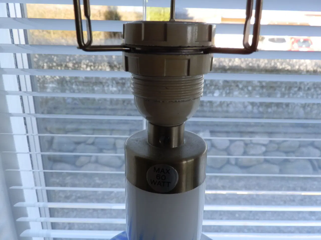 Billede 6 - Stor hvid/blå Royal Copenhagen bordlampe