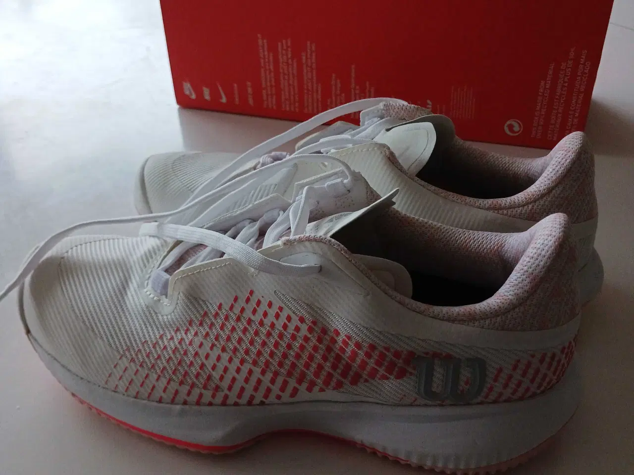 Billede 1 - Ubrugte tennissko str 38