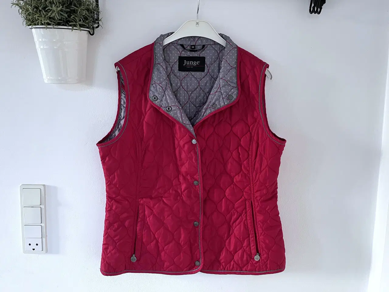 Billede 3 - Vest, Junge, Str M