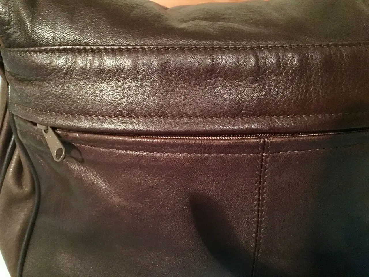 Billede 4 - Brun FABIENNE taske i ægte læder
