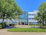Velbeliggende kontor og showroom/værksted i stor ejendom - 2