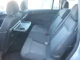 7 personer , synet. - 3