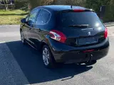 Peugeot 208 1,2 VTI Allure sky - 3