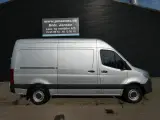 Mercedes-Benz Sprinter 317 2,0 CDI A2 H2 RWD 9G-Tronic 170HK Van Aut. - 2