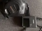 Kamera canon EOS 2000D 