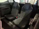 Peugeot 5008 1,6 BlueHDi 120 Style 7prs - 4