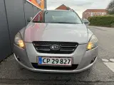 Kia Ceed 1,6 CRDi Exclusive SW - 5