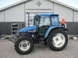 New Holland TS 110 Med frontlift