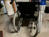 Kvalitetskørestol Alu. 42,5 cm-Max 140 kg - 2
