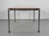Rumas konference-/mødebord med plade i birk og grå ben - 3